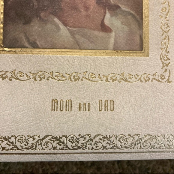 Vintage 1978 Regency Holy Bible Red Letter King James Version Illustrated - Picture 2 of 13